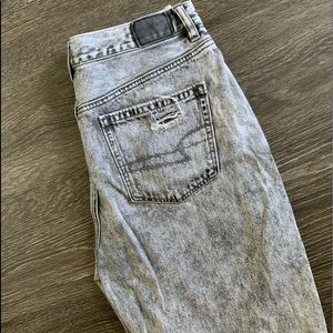 American eagle mom jeans
